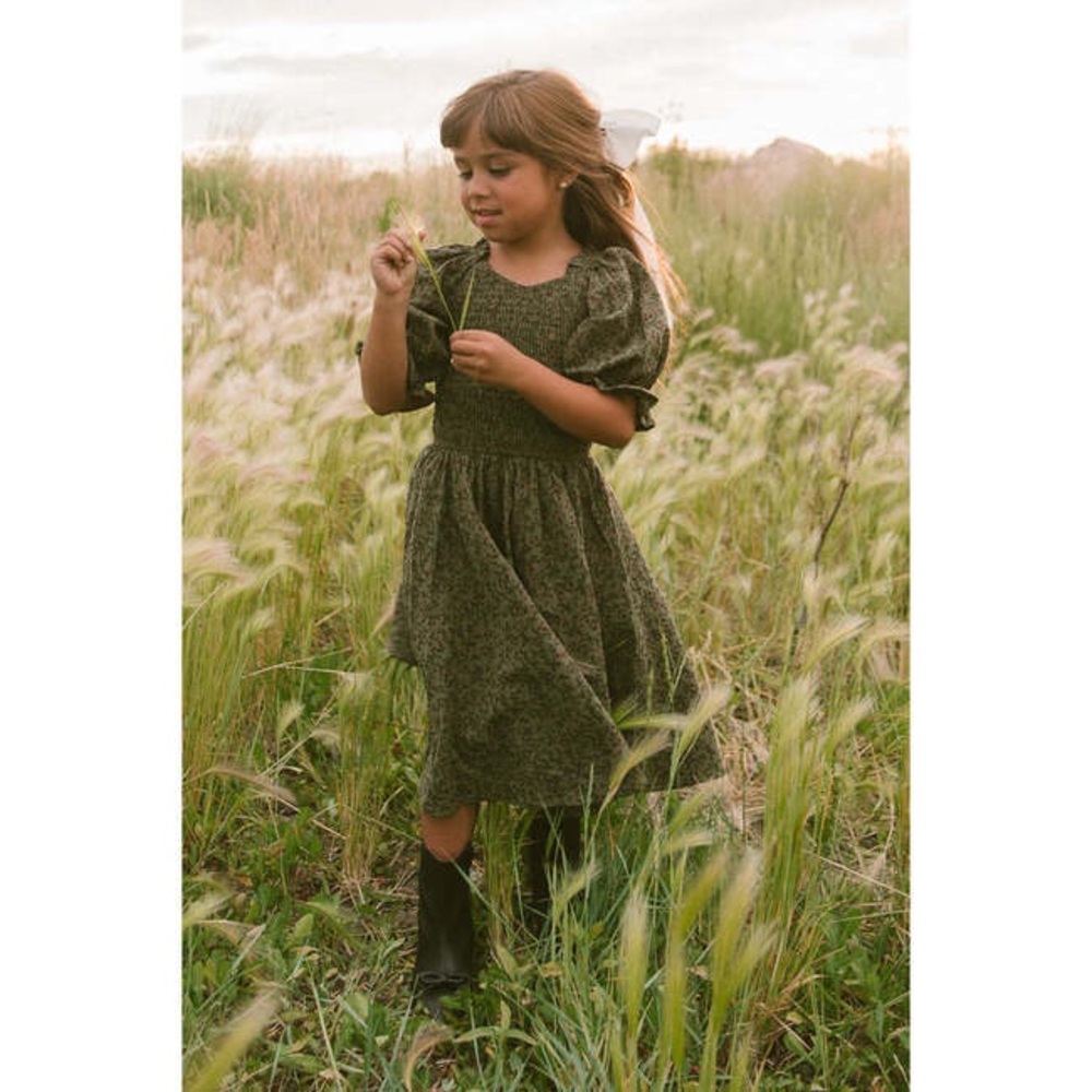 Ivy City Co Mini Teagan Dress in Green Floral